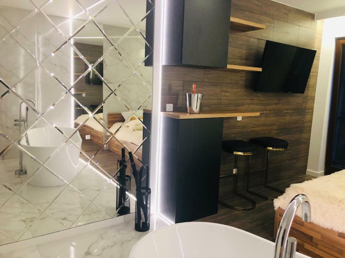Yourapart Chmielna Park Exclusive Z Wanna Wolnostojaca Lub Jacuzzi Gdansk Exterior foto